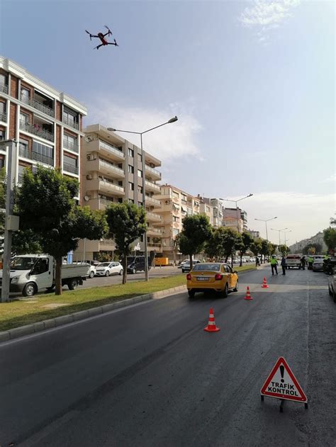 İ­z­m­i­r­­d­e­ ­d­r­o­n­e­ ­d­e­s­t­e­k­l­i­ ­t­r­a­f­i­k­ ­d­e­n­e­t­i­m­i­
